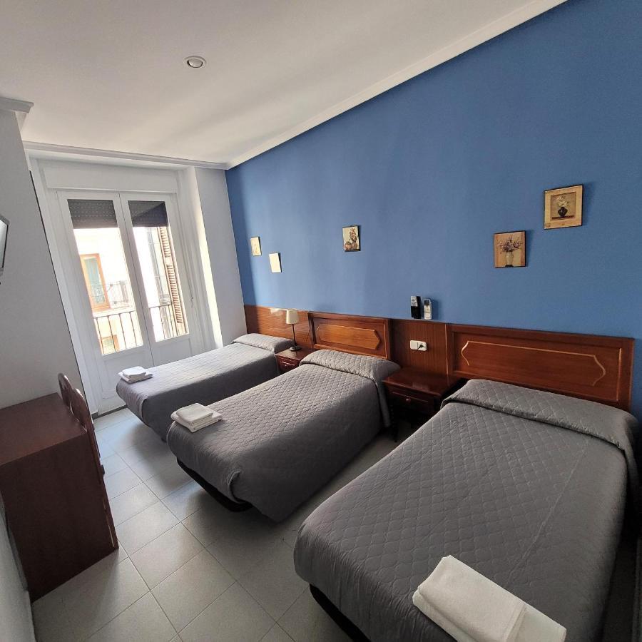 Hostal Pan America Мадрид Экстерьер фото