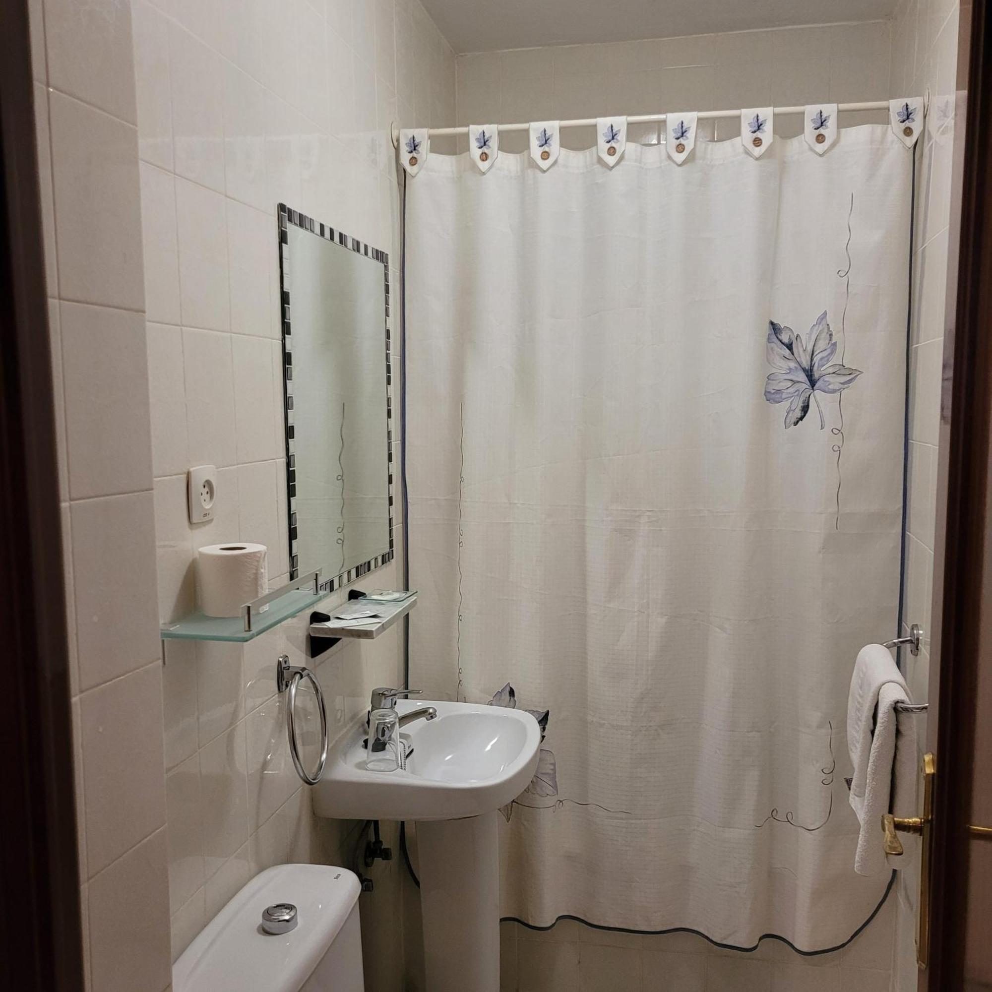 Hostal Pan America Мадрид Экстерьер фото